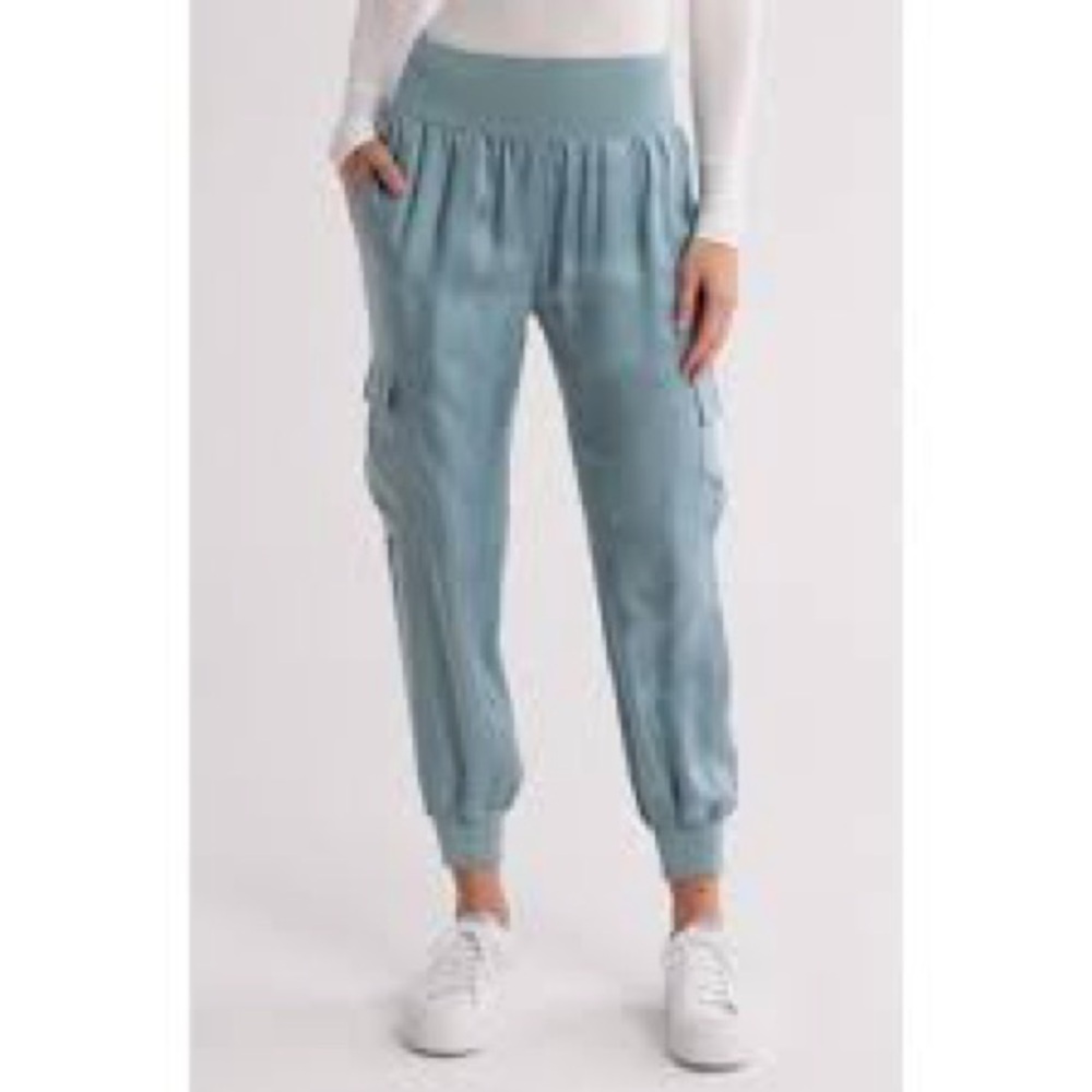 Cinq à Sept Light Blue Joggers - Picture 2 of 7